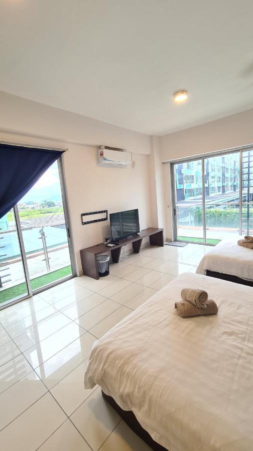 Aeropod Kk Corner Unit Near City And Airport 4 Pax Free Parking Kota Kinabalu Exterior photo